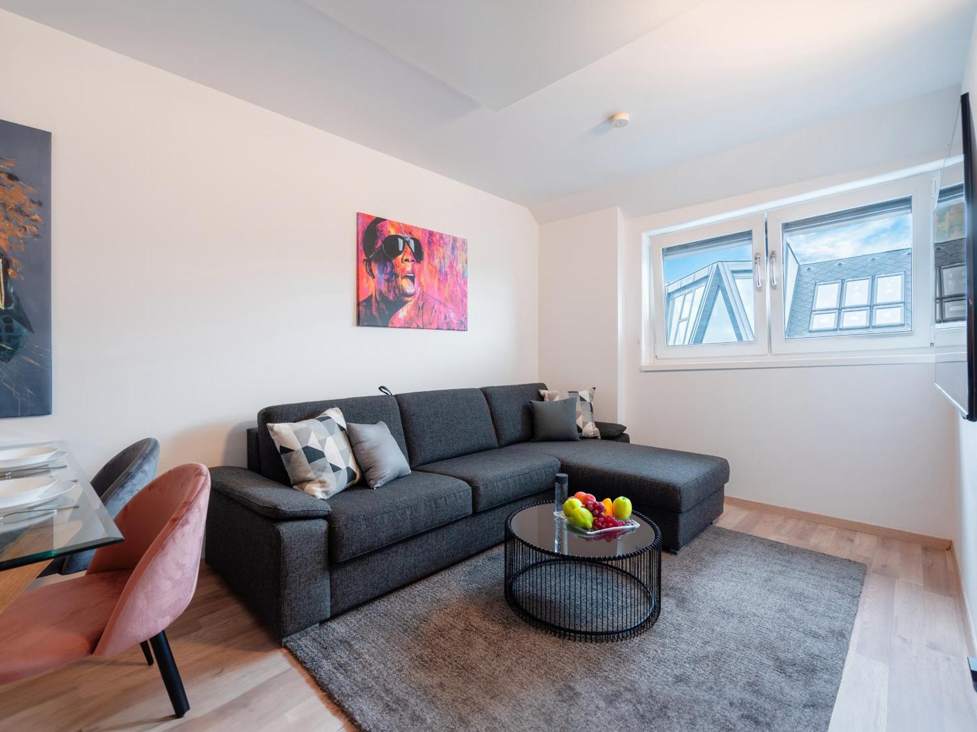 Sky9 Apartments Stadthalle Vienna Exterior photo